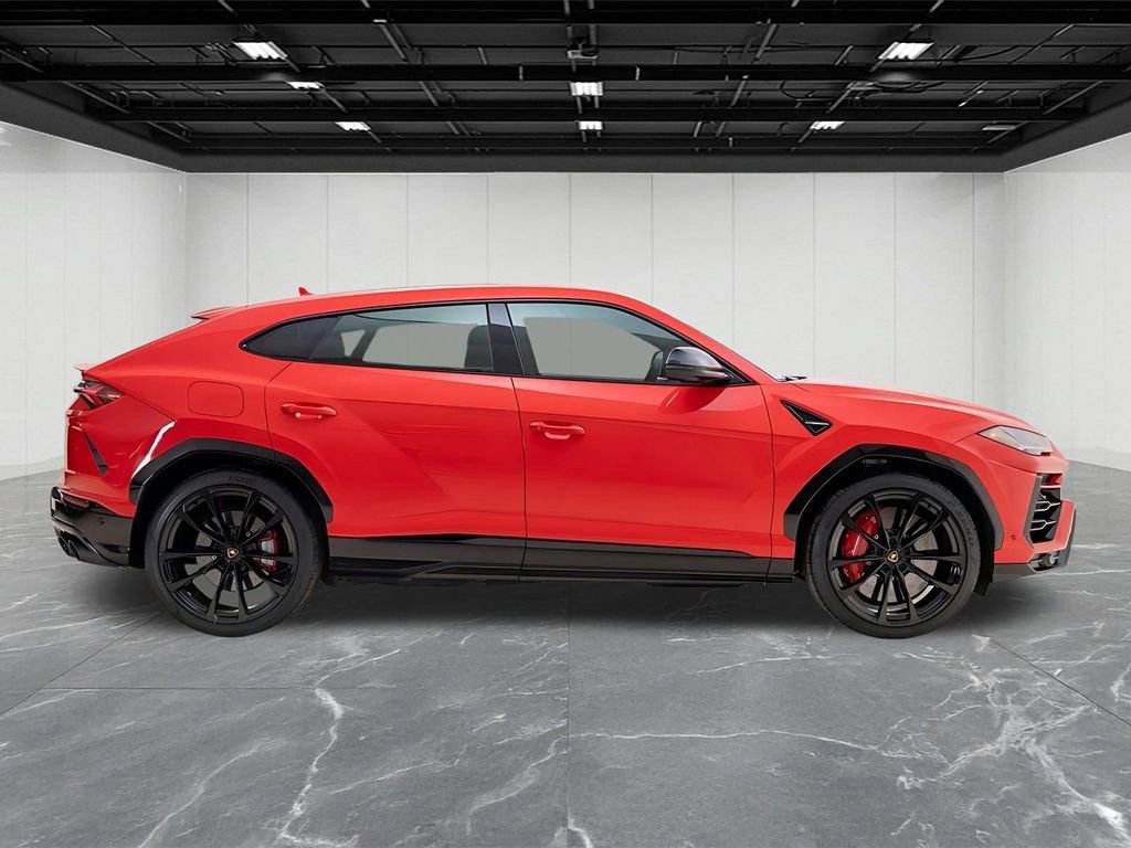 Used 2022 Lamborghini Urus image 21