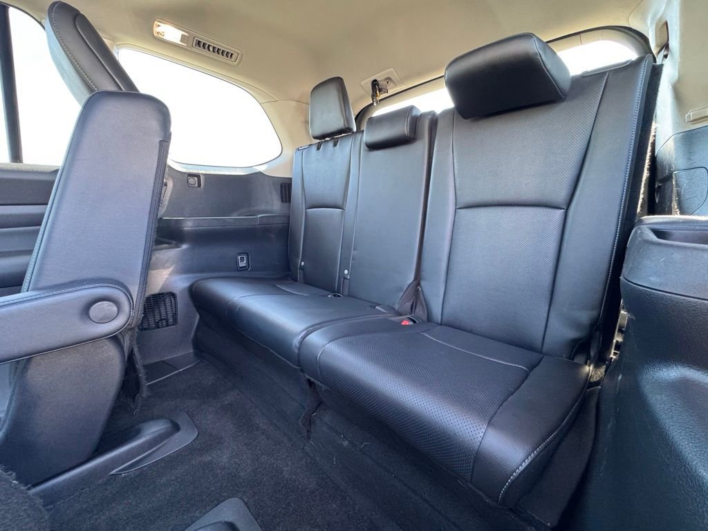 Used 2024 Toyota Grand Highlander Platinum image 21