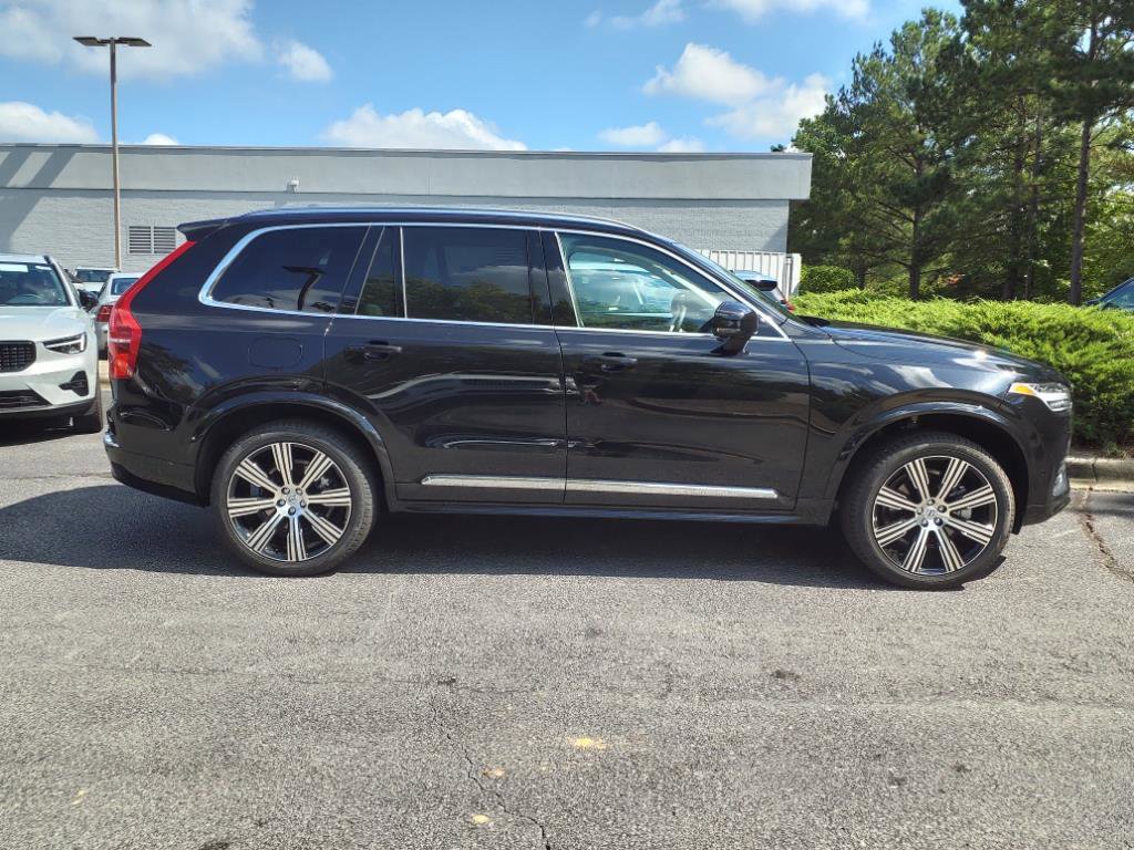 New 2025 Volvo XC90 B6 Plus w/ Protection Package Premier image 2
