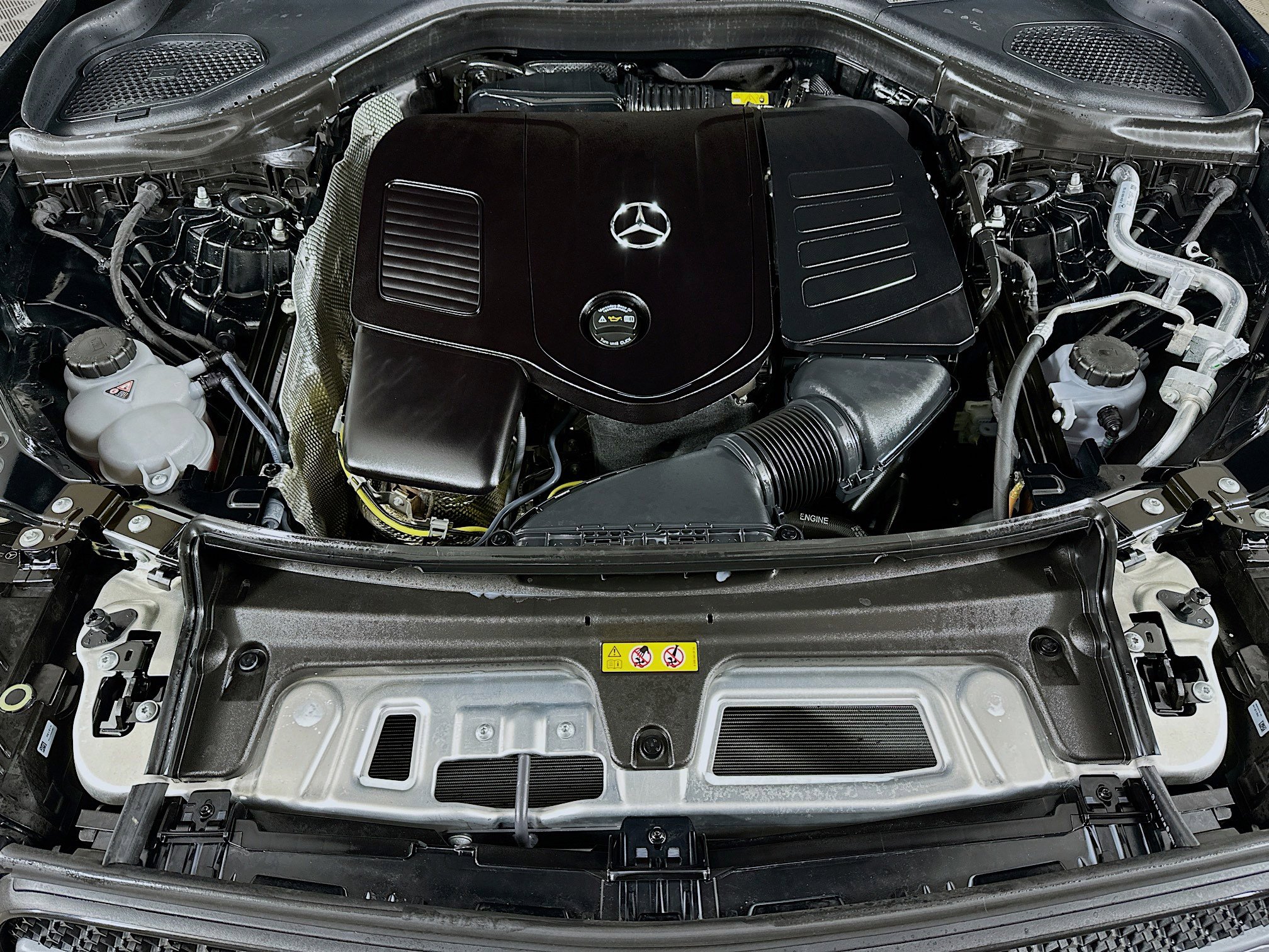 Certified 2025 Mercedes-Benz GLC 300 GLC 300 image 30