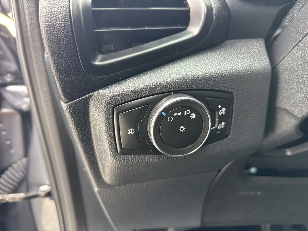 Used 2019 Ford EcoSport Titanium image 19
