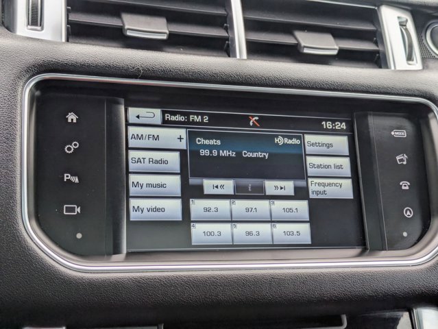 Used 2016 Land Rover Range Rover Sport HSE image 21