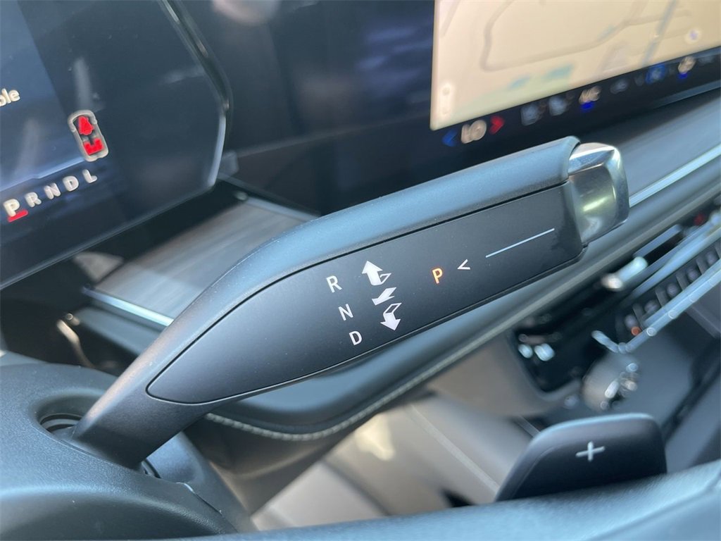 New 2025 Chevrolet Suburban Premier image 20