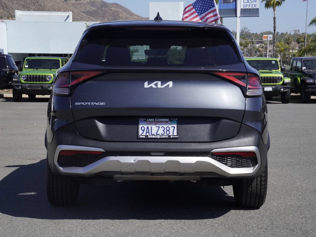Used 2023 Kia Sportage LX FWD image 5