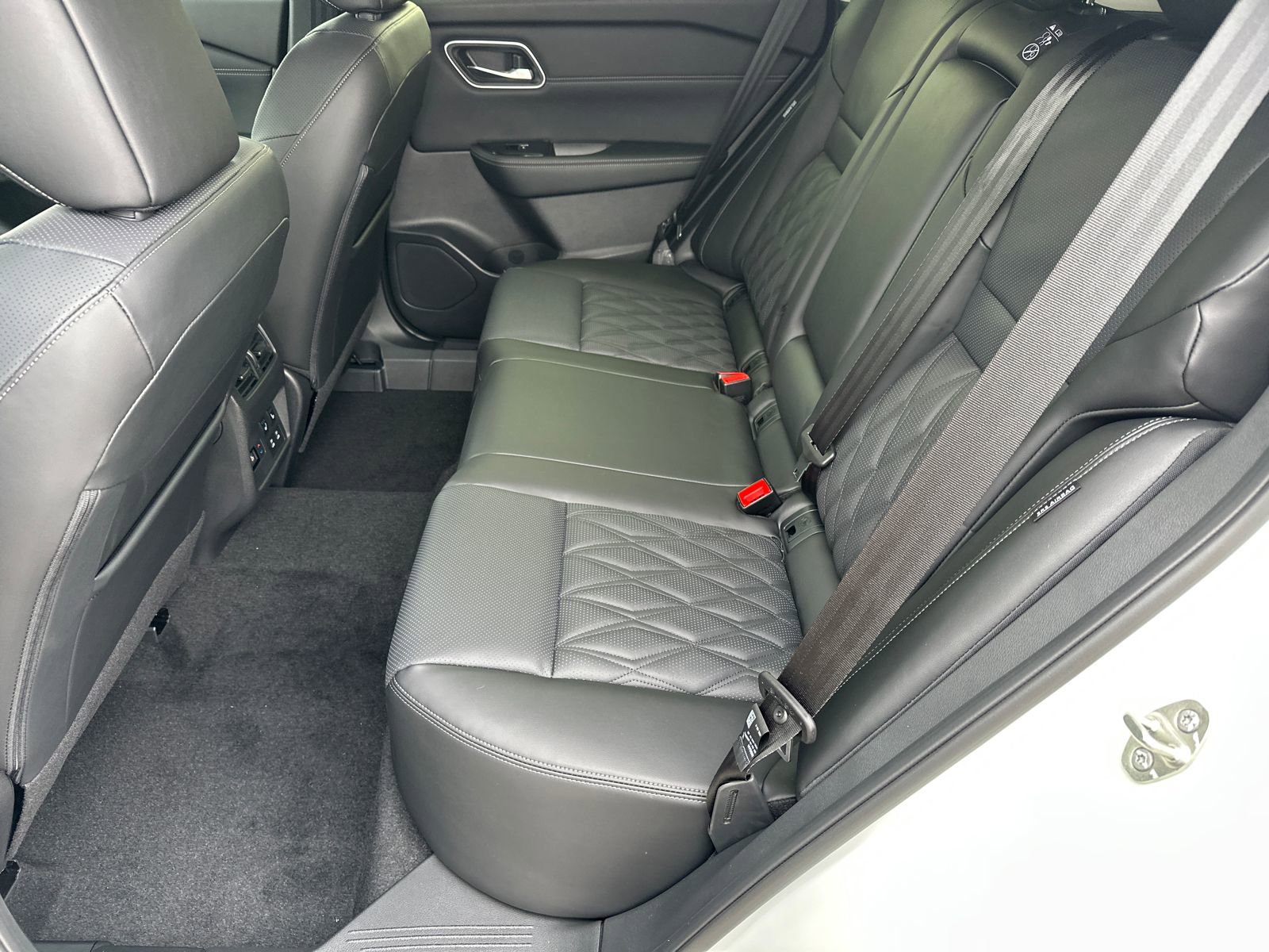 New 2026 Nissan Rogue Platinum w/ Tech Package image 21