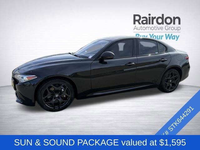 Used 2021 Alfa Romeo Giulia Sprint w/ Nero Edizione image 3