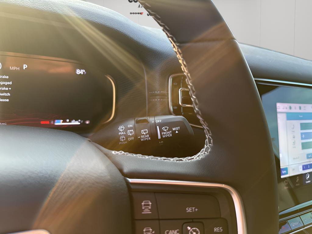 New 2025 Jeep Wagoneer 4WD w/ Convenience Group I image 33