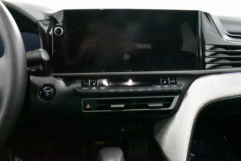 Certified 2025 Toyota Camry XLE image 23