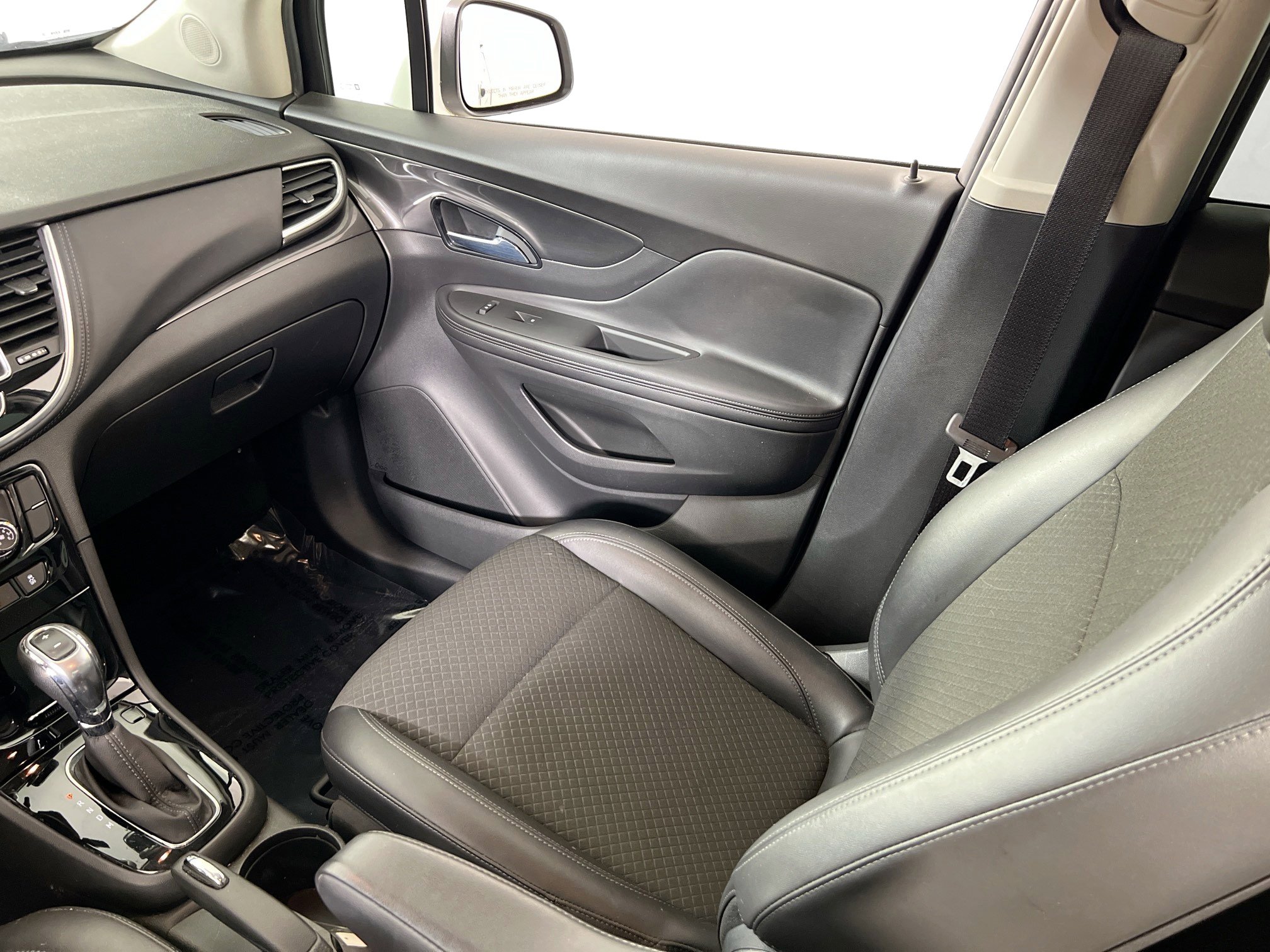 Used 2019 Buick Encore Preferred FWD image 21