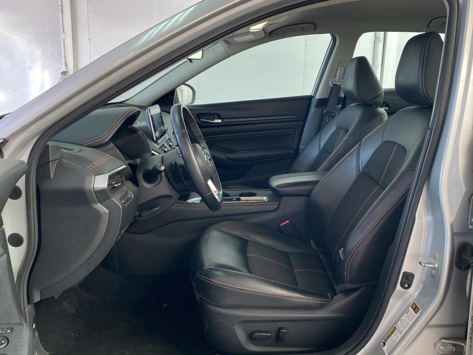Used 2019 Nissan Altima 2.5 SR AWD/4WD image 18