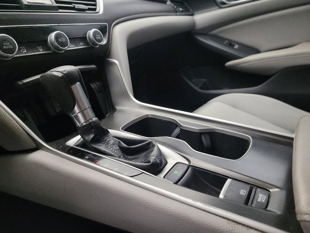 Used 2018 Honda Accord EX image 26