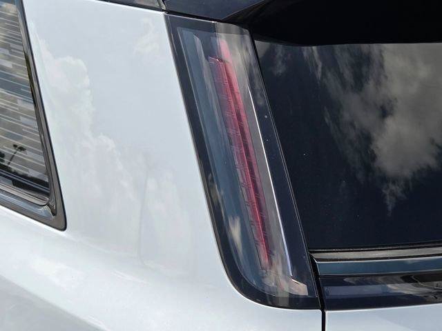New 2026 Cadillac Vistiq Sport AWD/4WD image 11