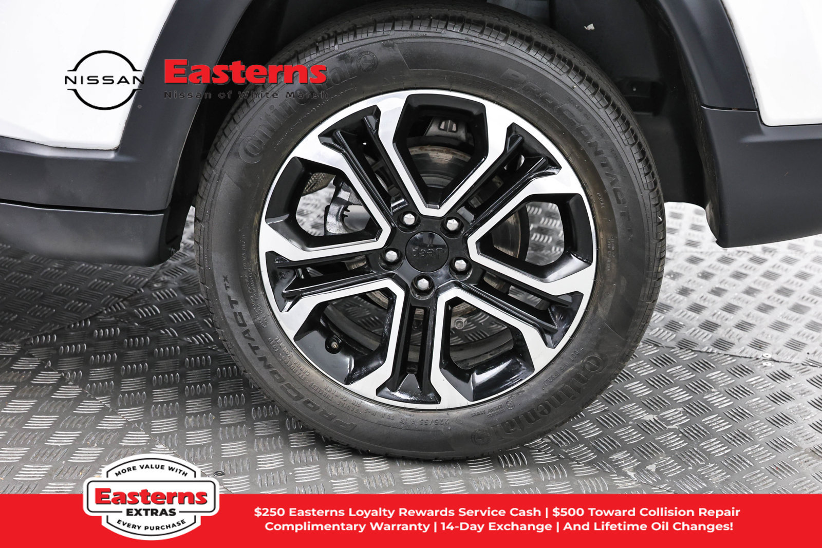 Used 2022 Jeep Compass Limited AWD/4WD image 32