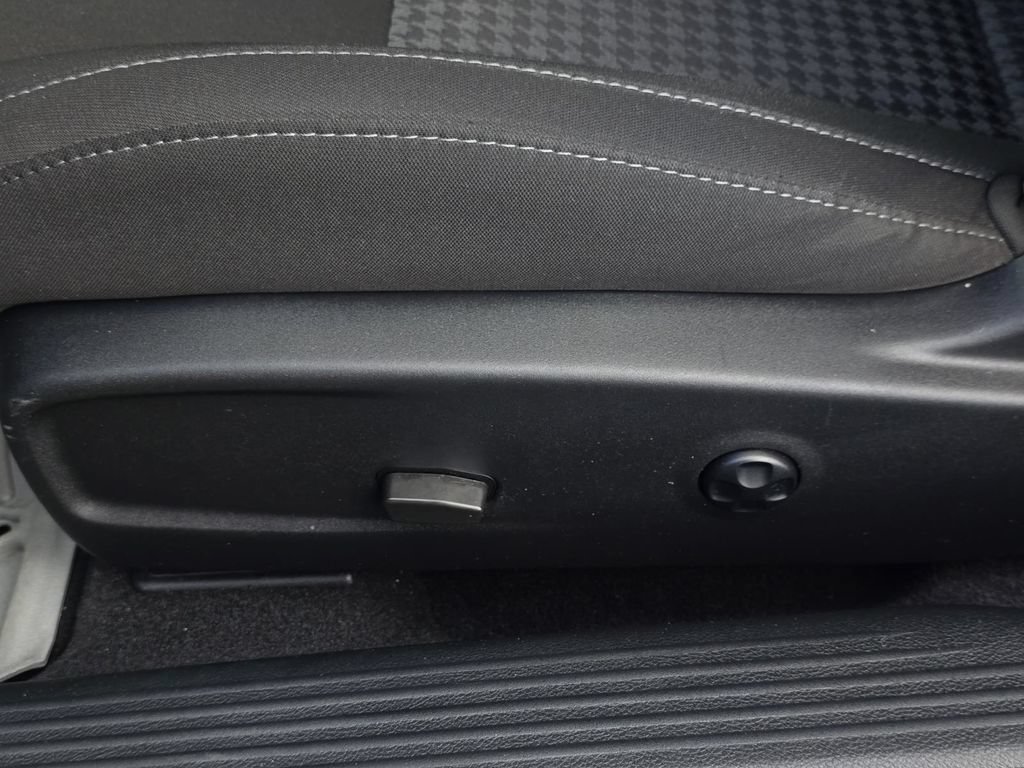 Used 2021 Dodge Challenger R/T Scat Pack RWD image 12