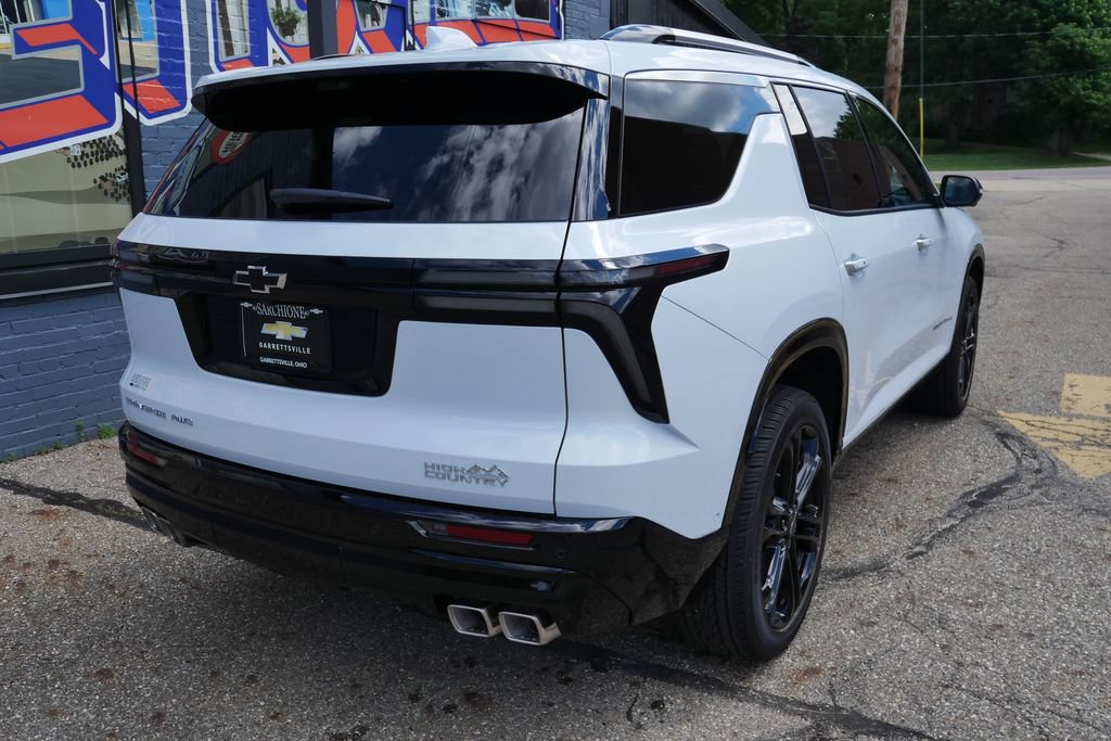 New 2026 Chevrolet Traverse High Country w/ LPO, Floor Liner Package AWD/4WD image 38