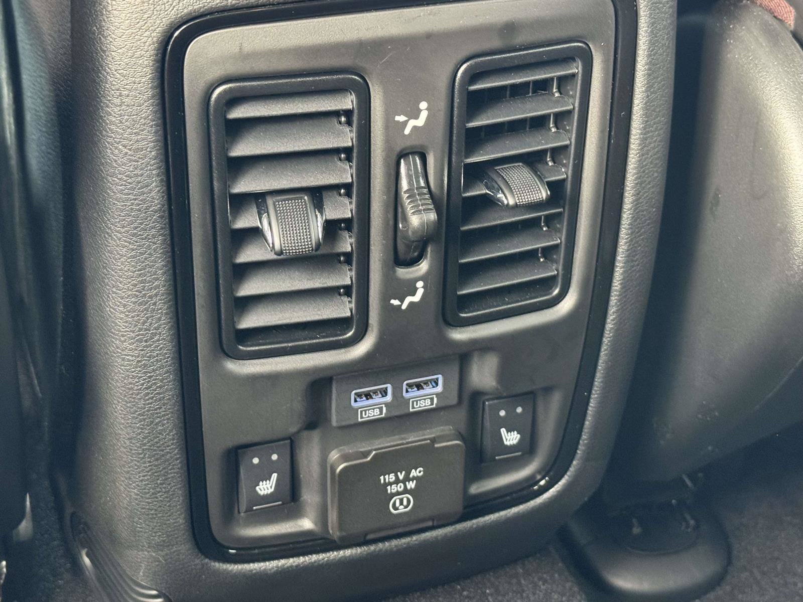 Used 2025 Dodge Durango R/T AWD/4WD image 33
