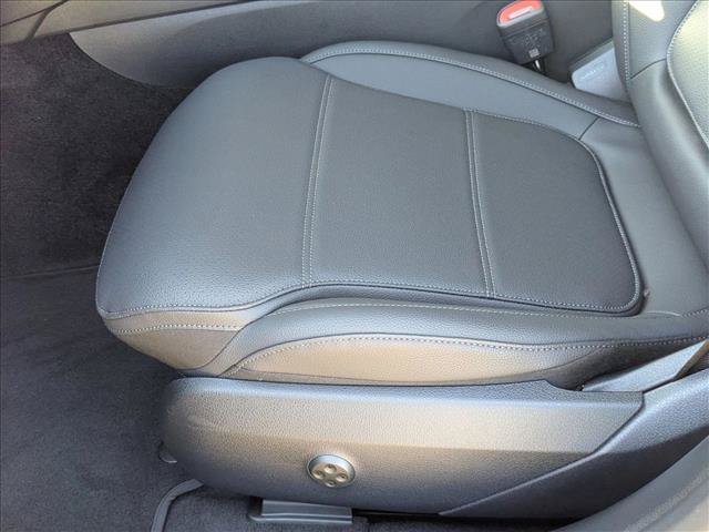 Used 2026 Mercedes-Benz C 300 Sedan image 4