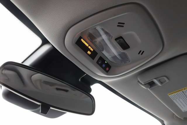 Used 2025 Chevrolet Trax LS image 34