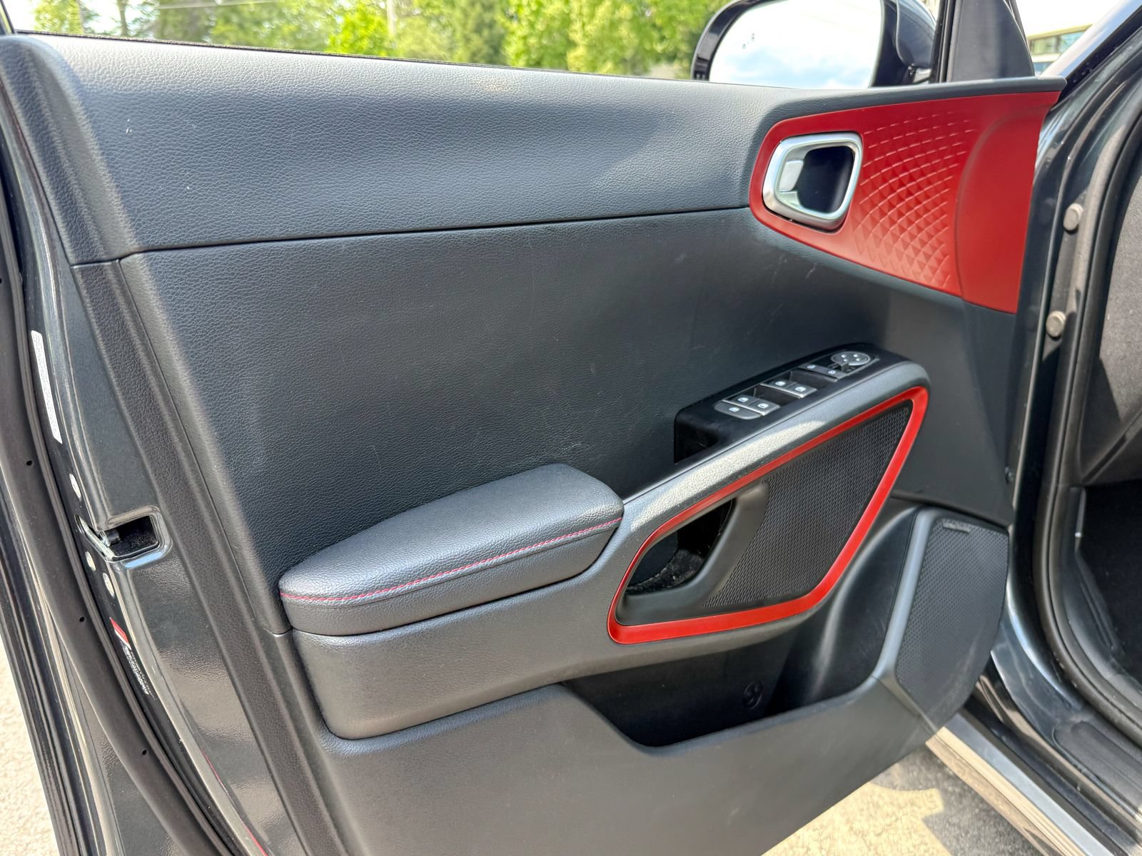 Certified 2023 Kia Soul GT-Line w/ GT-Line Technology Package FWD image 16