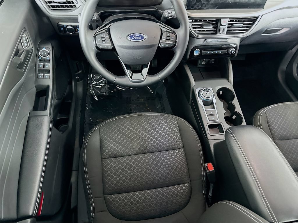 Used 2024 Ford Escape Active w/ Tech Pack #1 AWD/4WD image 30