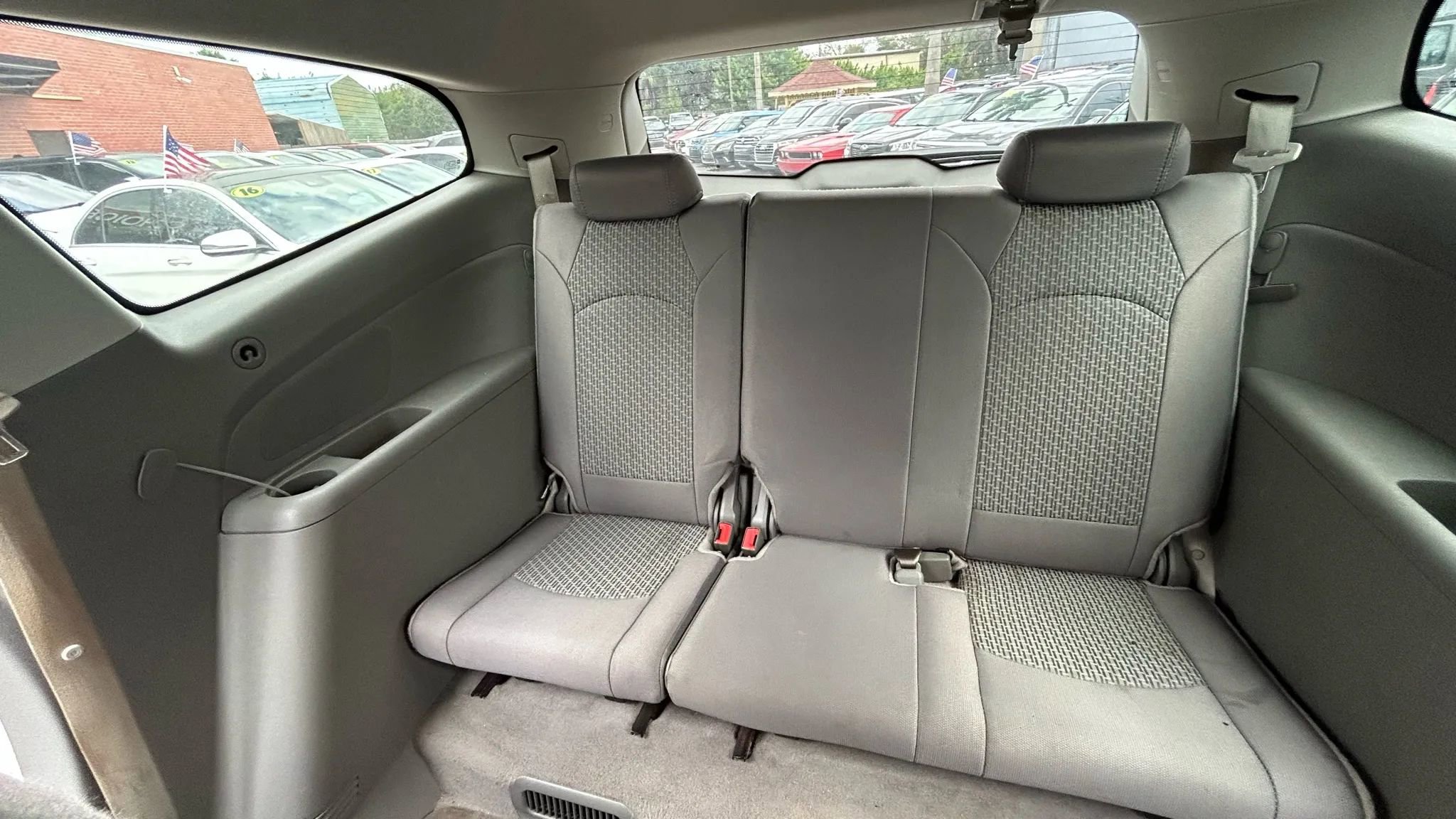 Used 2012 Chevrolet Traverse LS FWD image 12