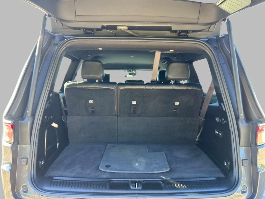 Used 2022 Jeep Wagoneer Series III w/ Flexible Seating Group AWD/4WD image 11