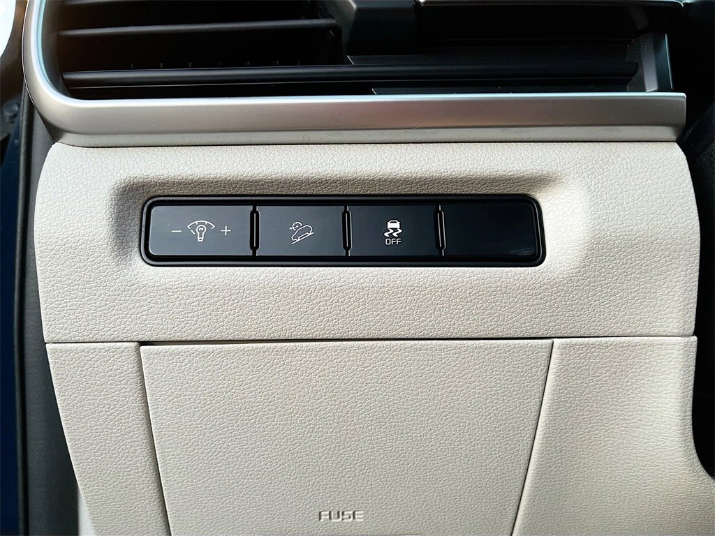 Used 2023 Kia Telluride S image 10