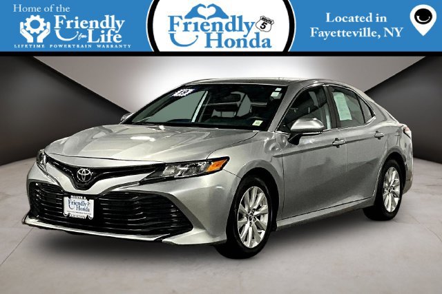Used 2019 Toyota Camry LE w/ Convenience Package FWD image 1