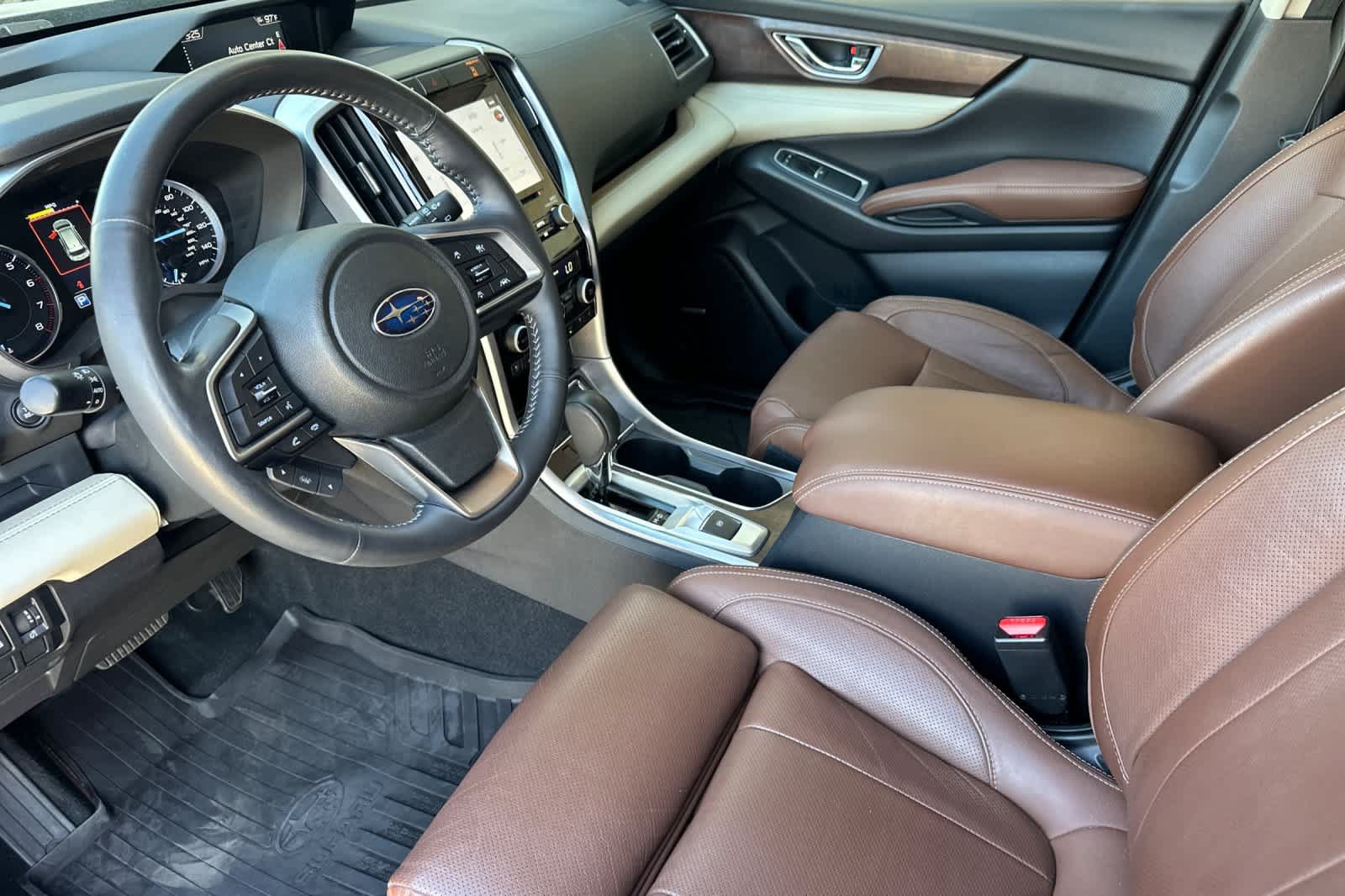 Used 2019 Subaru Ascent Touring w/ Popular Package #3 AWD/4WD image 9