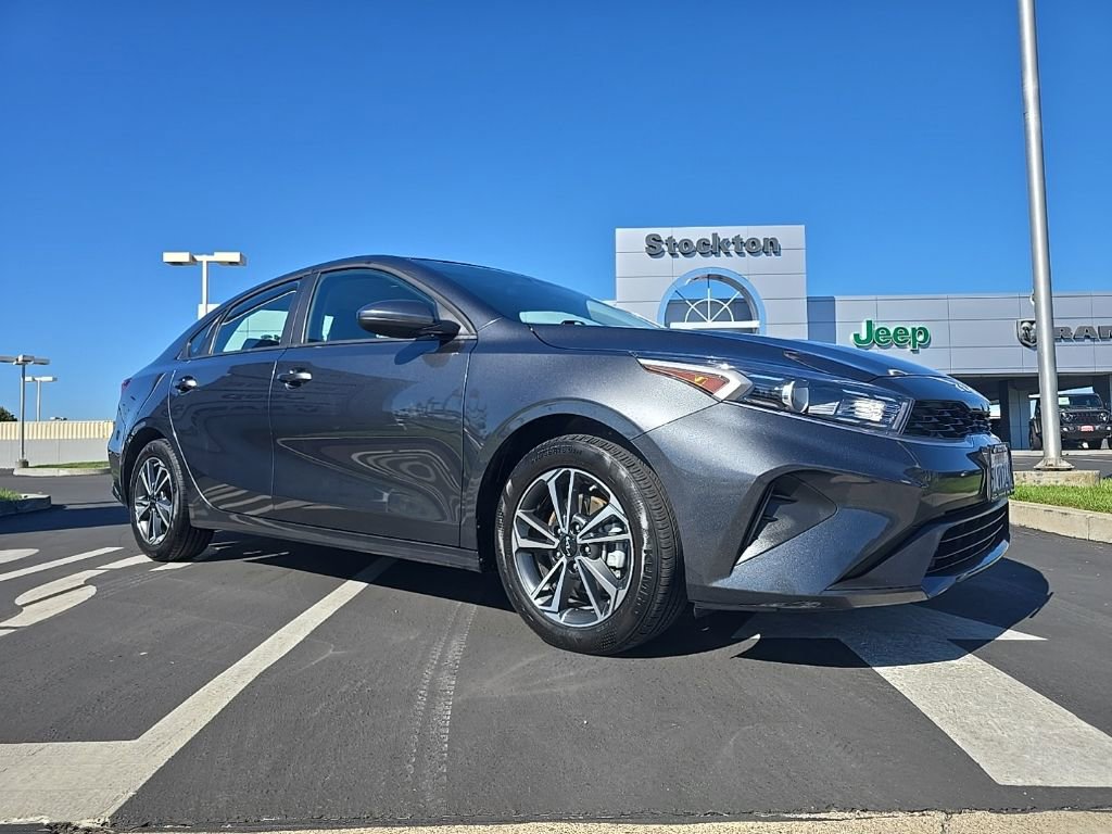 Used 2024 Kia Forte LXS image 1