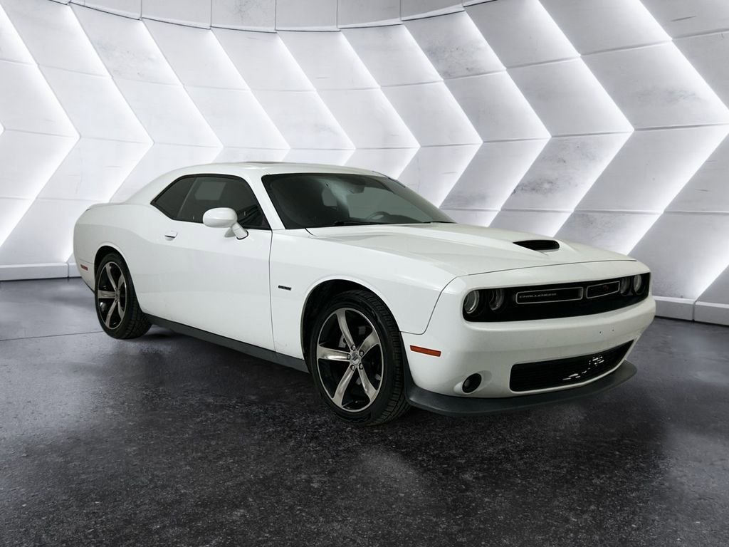 Used 2019 Dodge Challenger R/T w/ Driver Convenience Group image 1