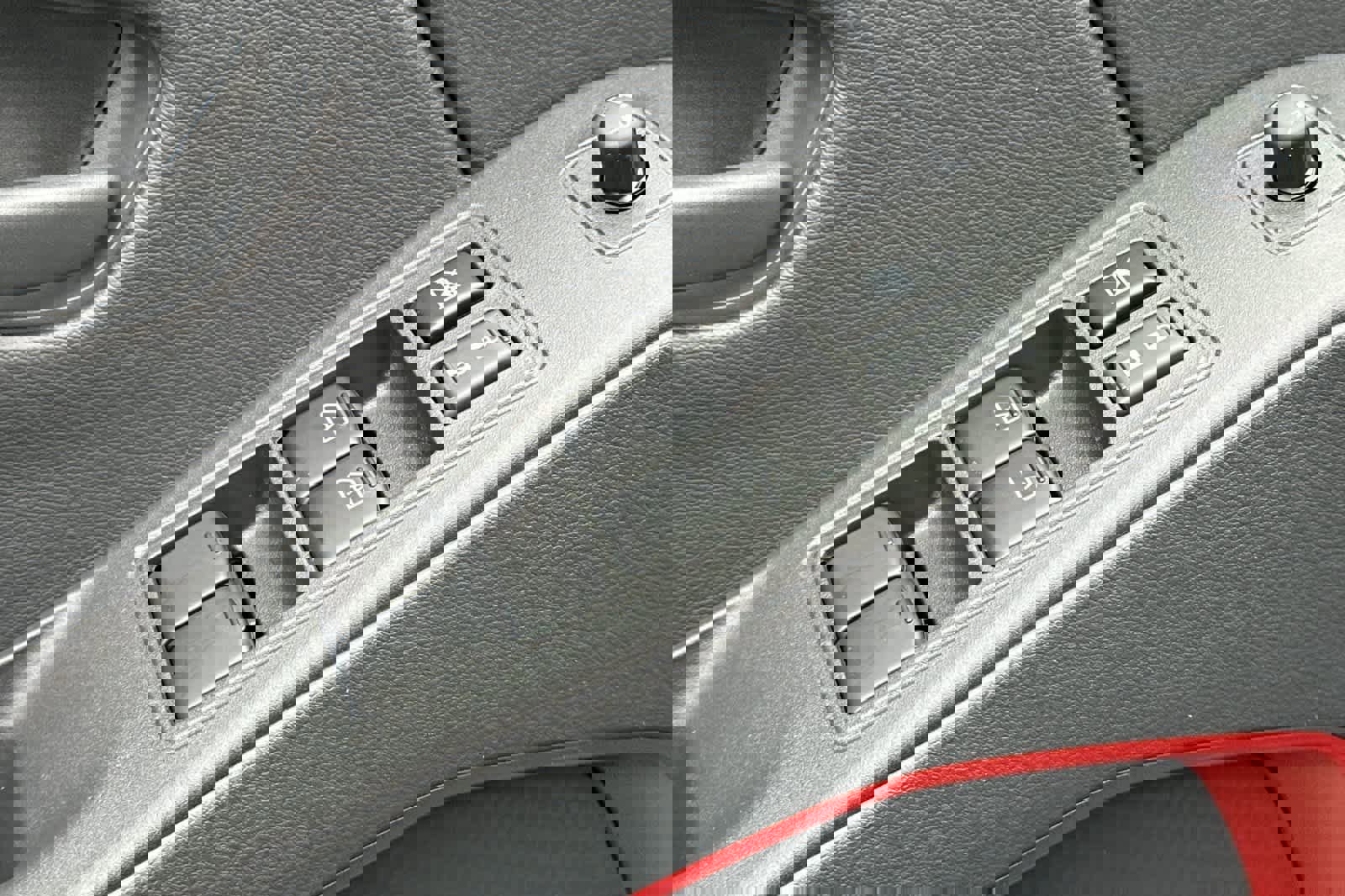 New 2026 Nissan Frontier PRO-4X w/ Pro-4x Convenience Package image 13