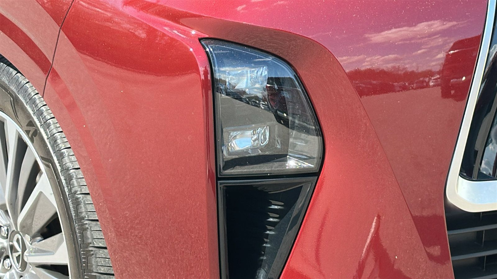 Used 2025 INFINITI QX80 Sensory image 5