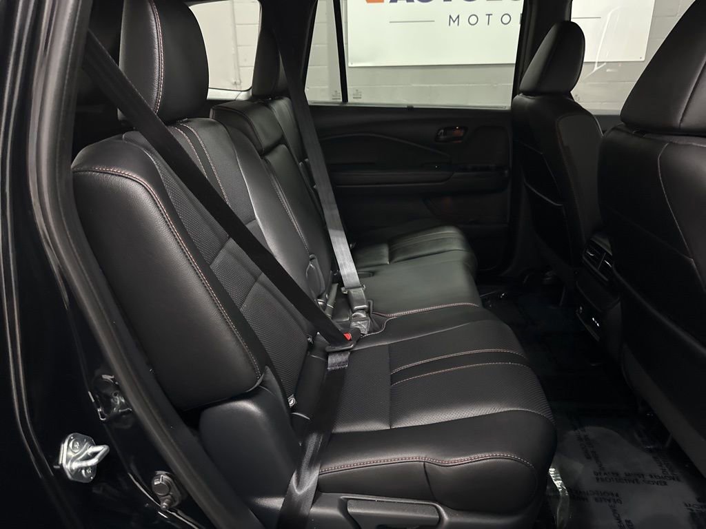 Used 2025 Honda Passport TrailSport image 34