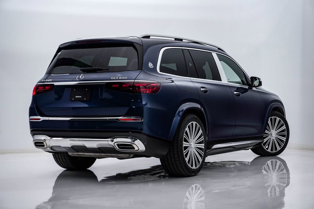 Used 2026 Mercedes-Benz Maybach GLS 600 4MATIC image 10
