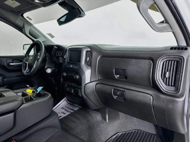 Used 2021 Chevrolet Silverado 1500 Custom w/ Safety Confidence Package AWD/4WD image 28