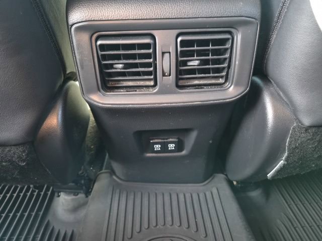 Used 2020 Toyota RAV4 Limited image 40