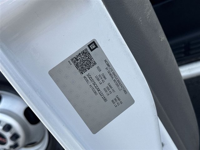 Used 2019 GMC Savana 3500 w/ Power Convenience Package RWD image 27
