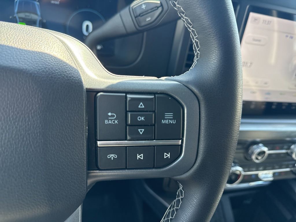 Used 2025 Ford F450 Lariat w/ Lariat Ultimate Package AWD/4WD image 26