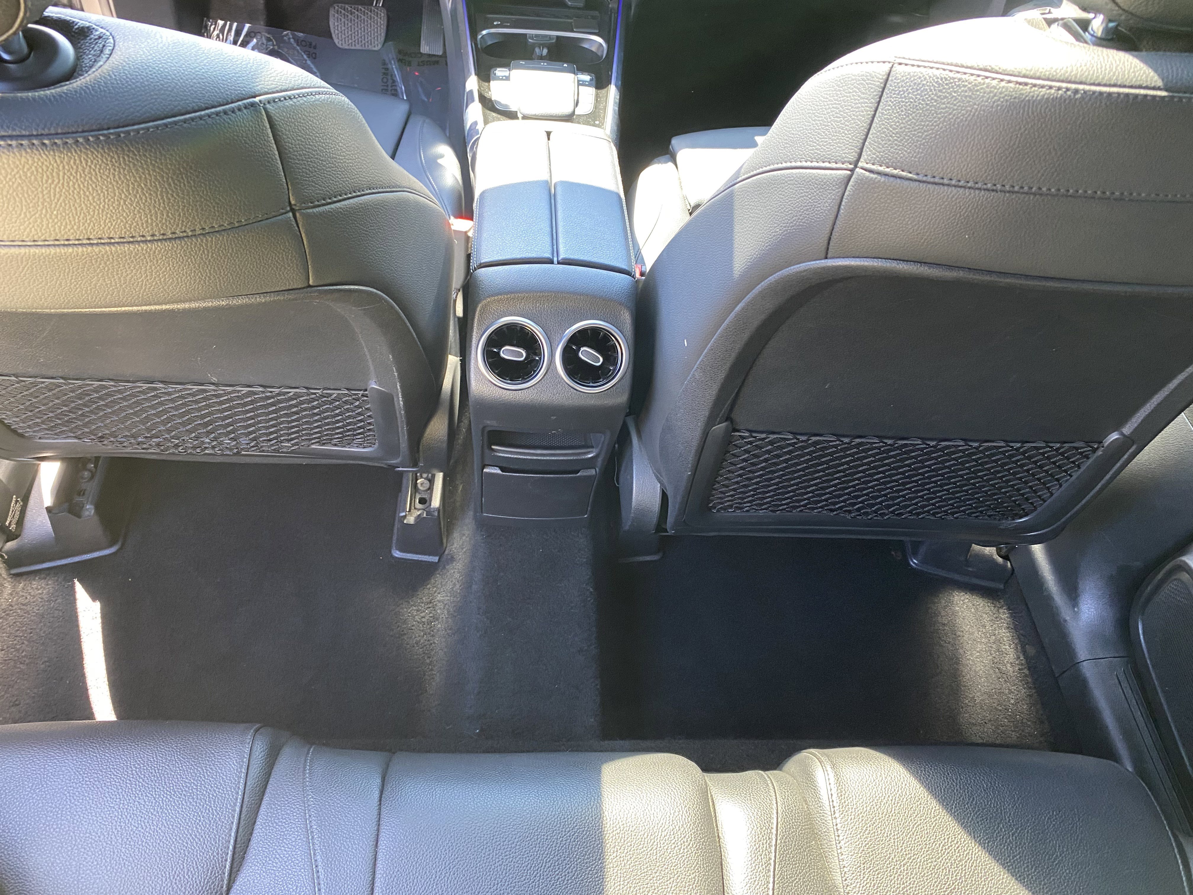 Used 2021 Mercedes-Benz GLB 250 w/ Premium Package image 16