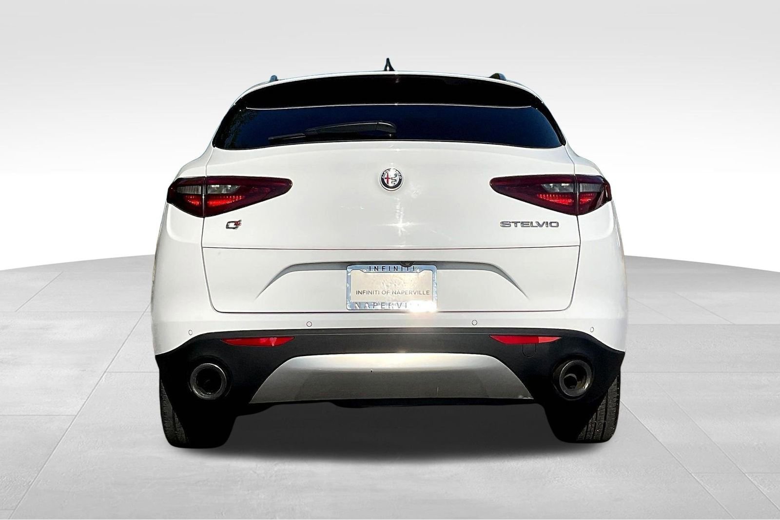 Used 2018 Alfa Romeo Stelvio Ti AWD/4WD image 6