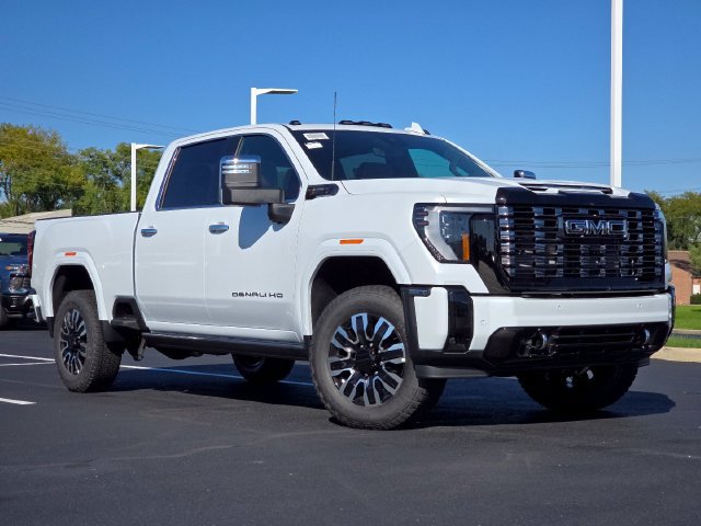 New 2026 GMC Sierra 2500 Denali Ultimate w/ Max Trailering Package AWD/4WD image 2