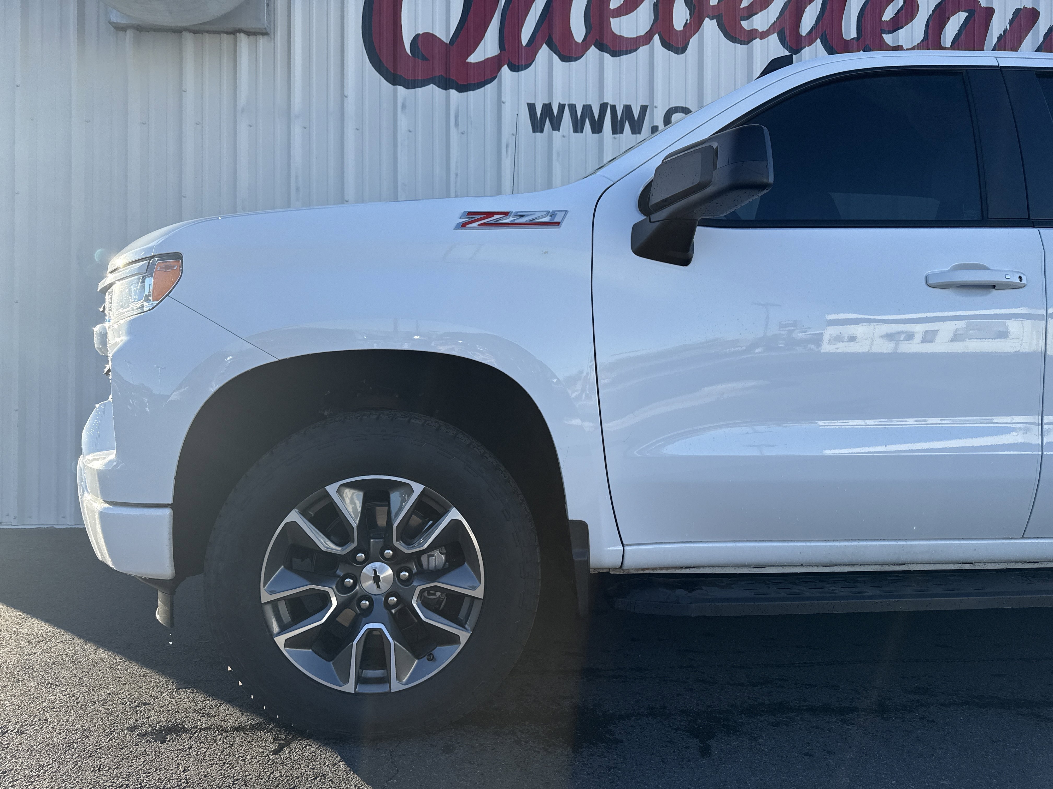 Used 2023 Chevrolet Silverado 1500 RST w/ Z71 Off-Road Package image 4