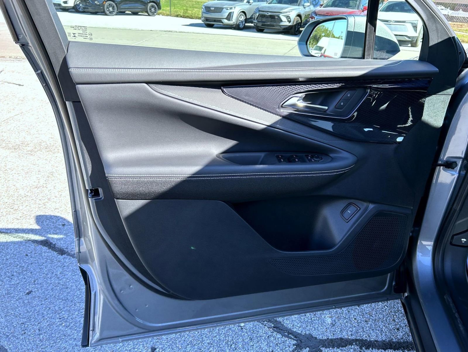 New 2026 Chevrolet Blazer EV LT image 9