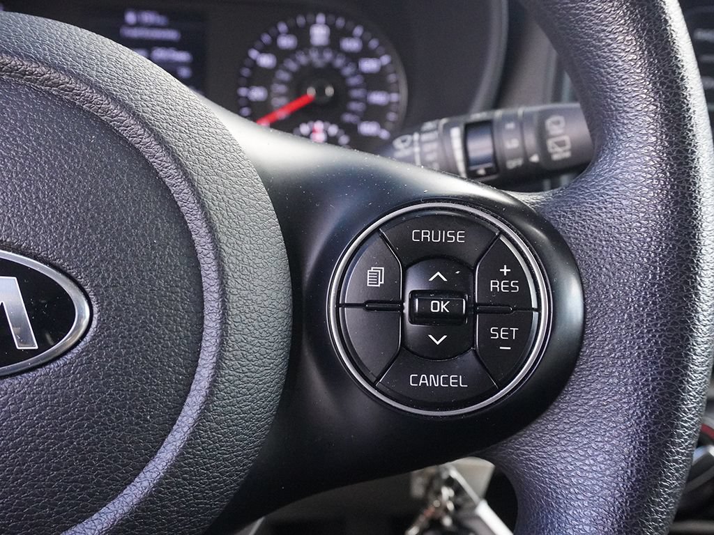Used 2020 Kia Soul LX FWD image 40