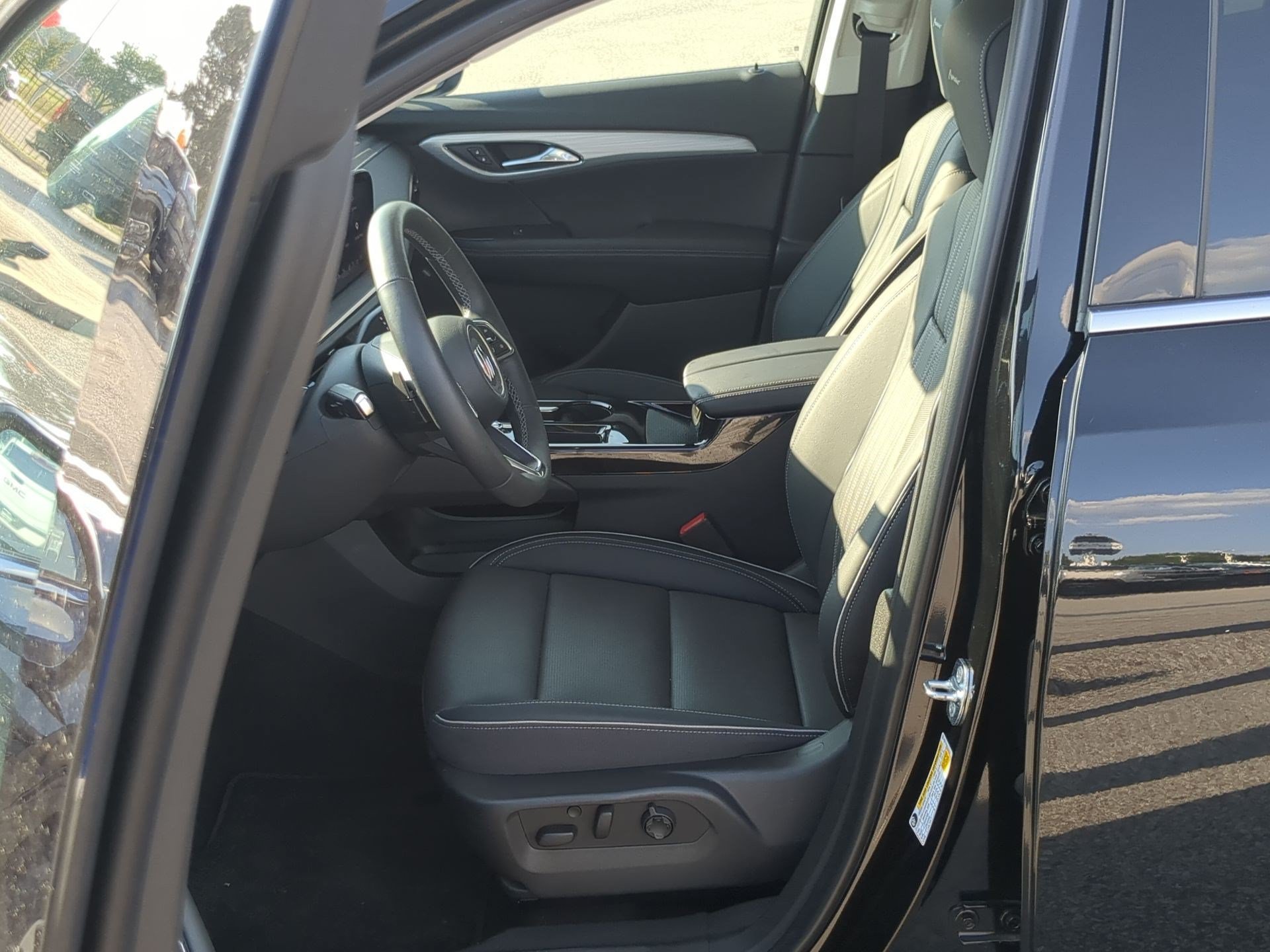 New 2026 Buick Envision Avenir AWD/4WD image 11