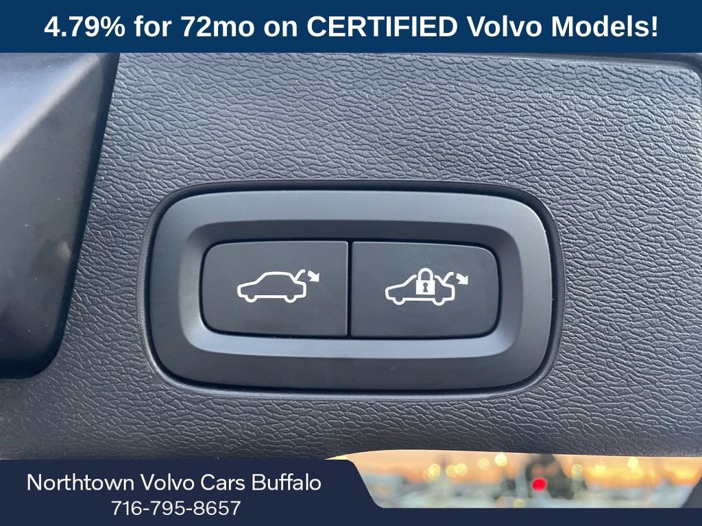 Certified 2023 Volvo XC60 B5 Core w/ Climate Package image 7