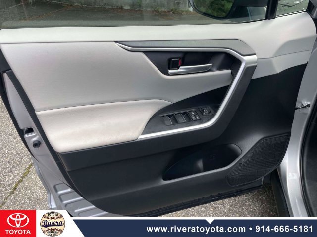 Certified 2024 Toyota RAV4 XLE w/ Convenience Package AWD/4WD image 16