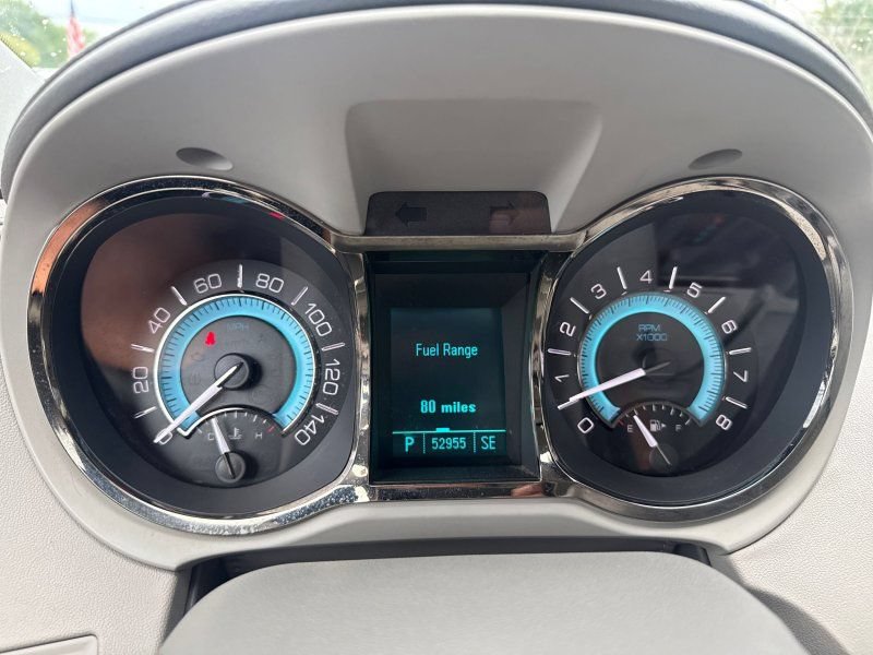 Used 2010 Buick LaCrosse CX FWD image 23