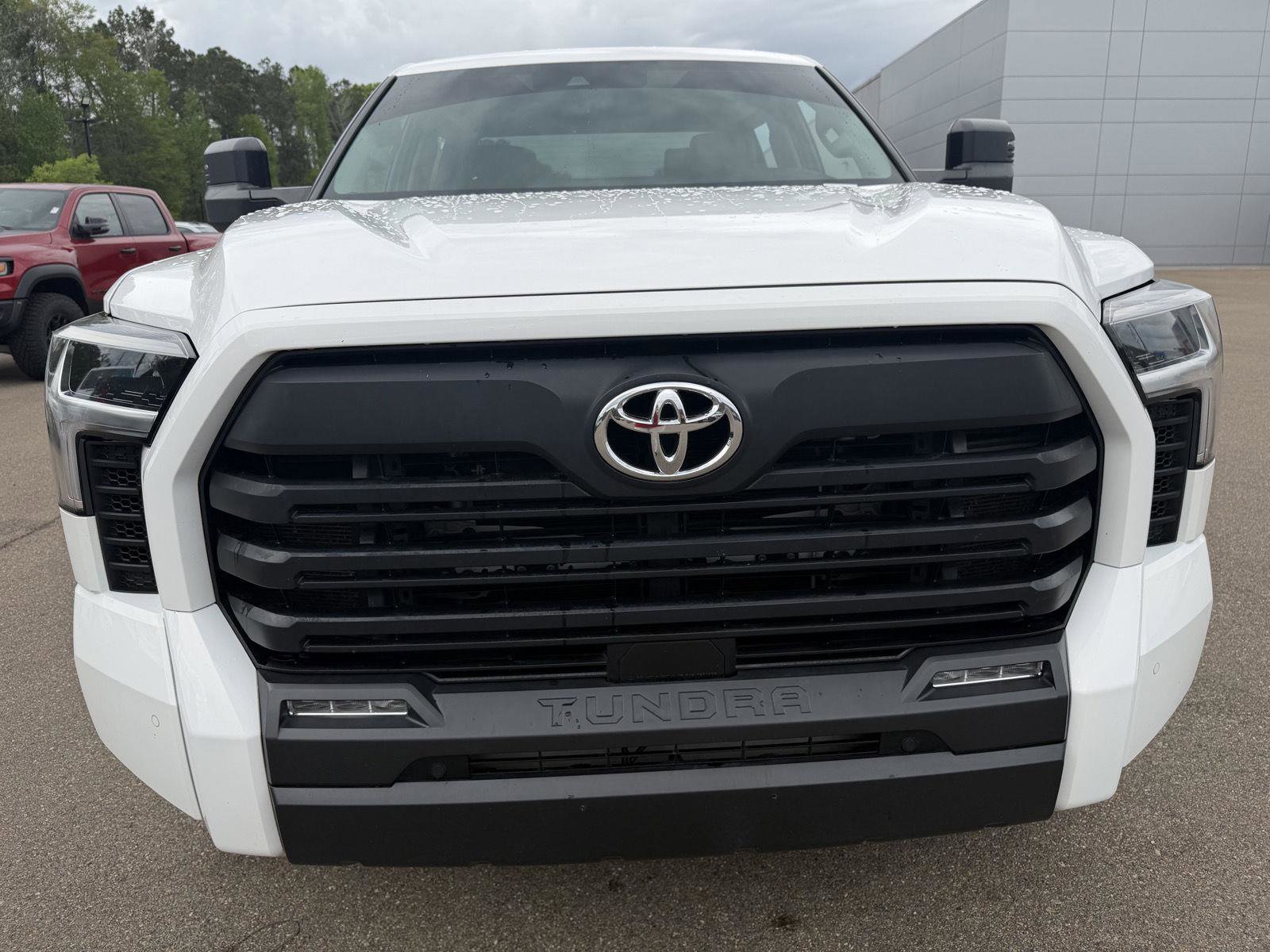 Used 2023 Toyota Tundra SR5 w/ SR5 Premium Package AWD/4WD image 23